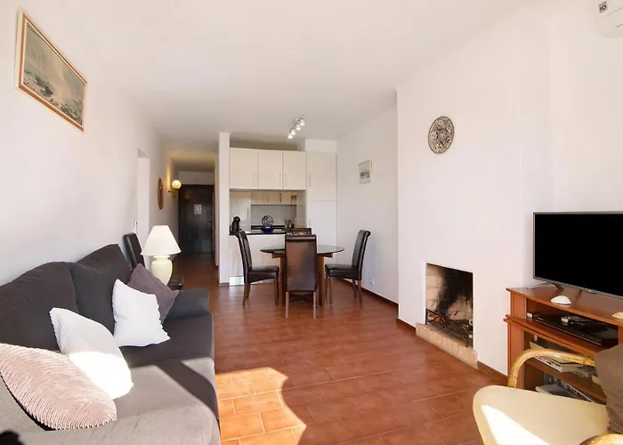 Apartamento T2 Balaia *
